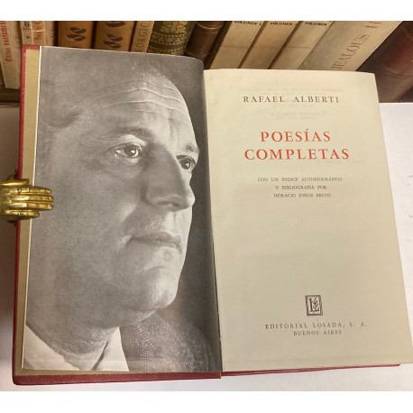 Poesías Completas con un índice autobiográfico y bibliografía por Horacio Jorge Becco.
