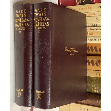 Novelas Completas y Ensayos. Traducción del inglés, estudio preliminar y notas por Amando Lázaro Ros.