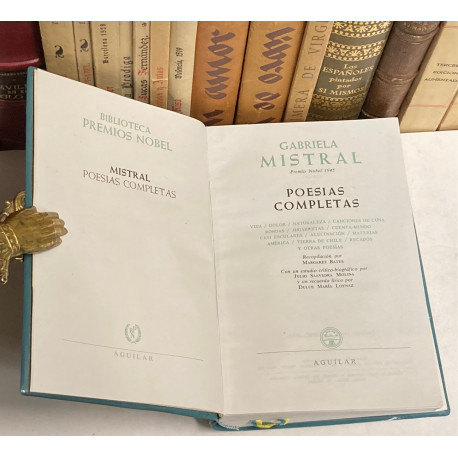 Poesías completas. Recopilación por Margaret Bates.